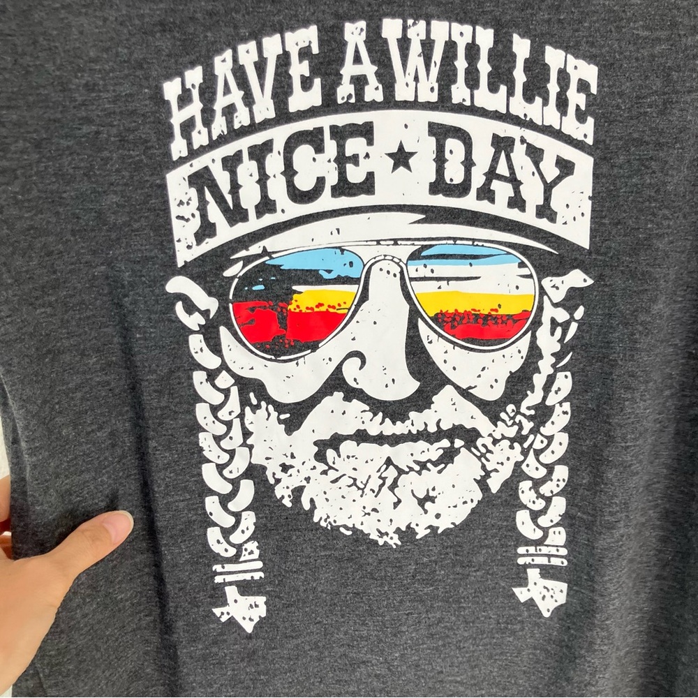 ๐ 3 for $12 โข WILLIE NELSON โข have a Willie nice day tee - Picture 5 of 8